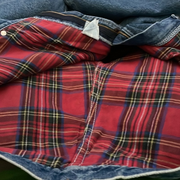 LLBean men’s flannel lined jeans. 42x30. Classic tartan plaid. See wear at cuff. - Picture 5 of 6